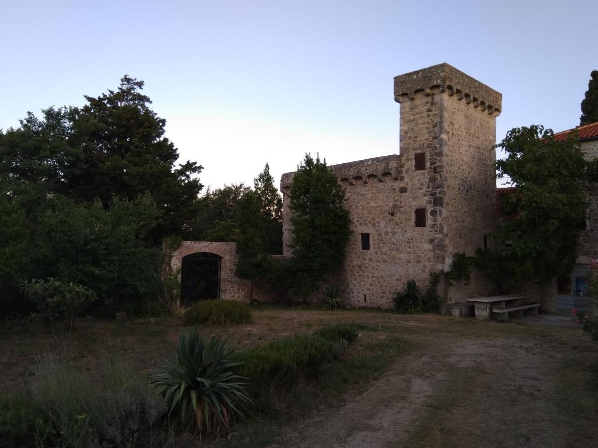 Jankovich Castle Apartment Benkovac Exterior photo